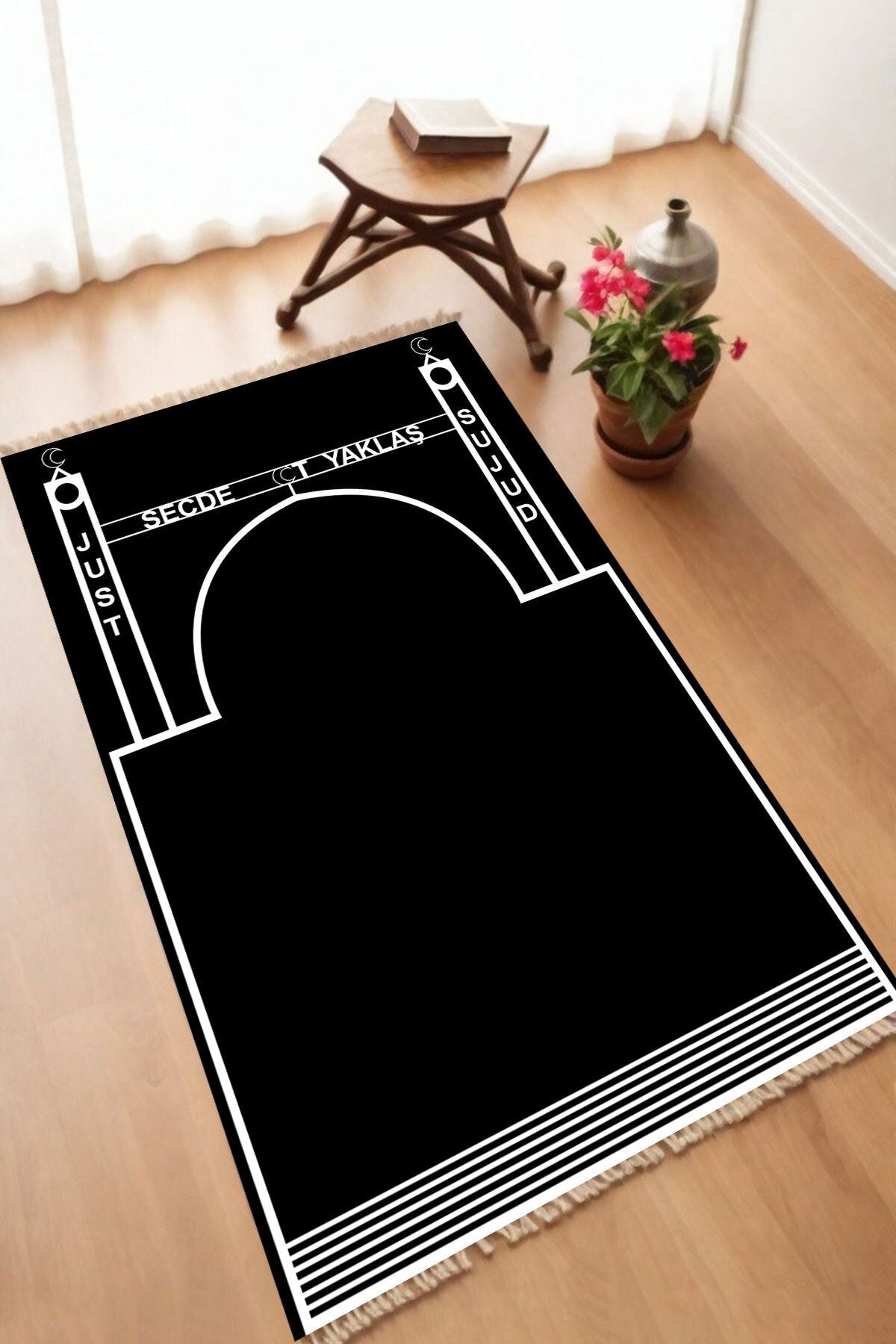 Dekoratif Dijital Baskılı Siyah Kaymaz Taban Seccade Namazlık 70 x 110