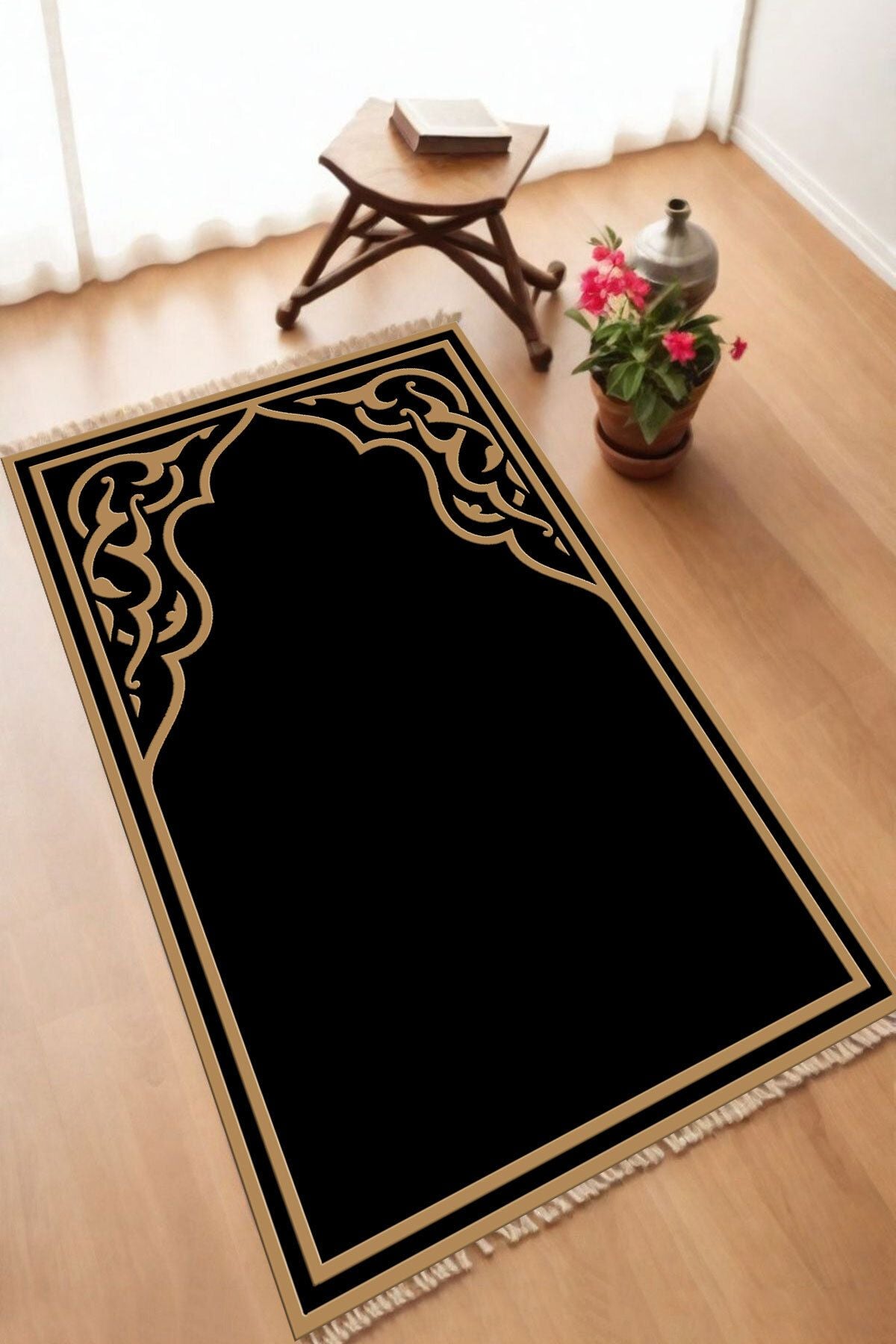 Dekoratif Dijital Baskılı Siyah Kaymaz Taban Seccade Namazlık 70 x 110